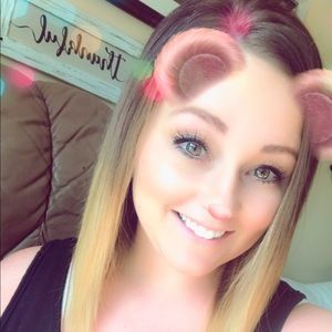 Meet your Posher, Lacey